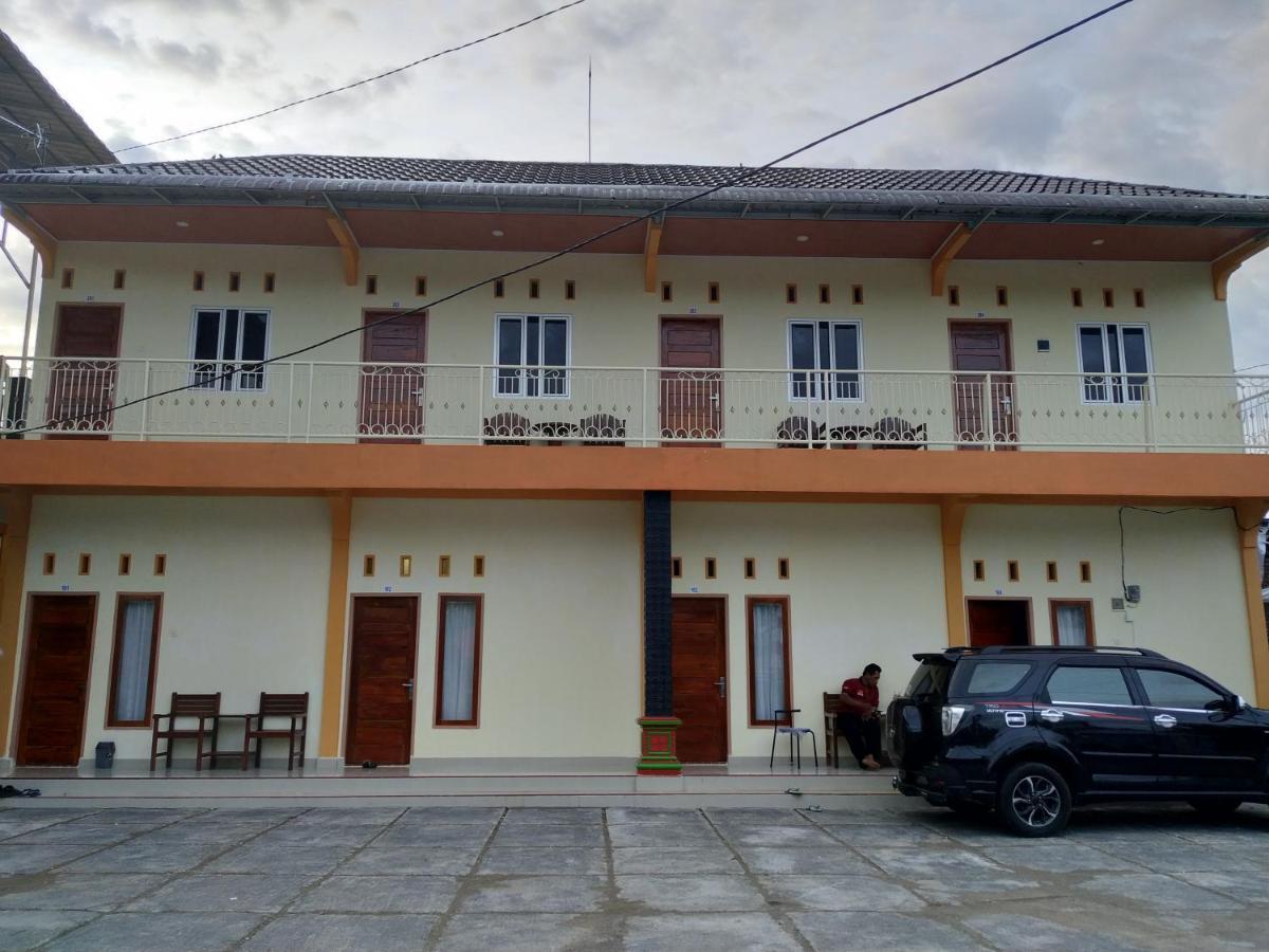 Penginapan Intan Bandara Hotel Padang  Exterior foto